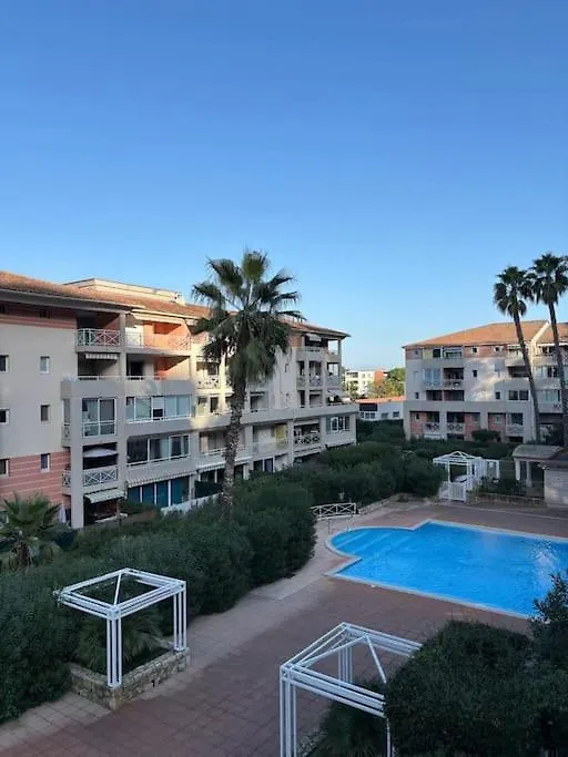 아파트 Dernier Etage Avec Garage, Piscines Et Tennis 케인즈수르메르 프랑스