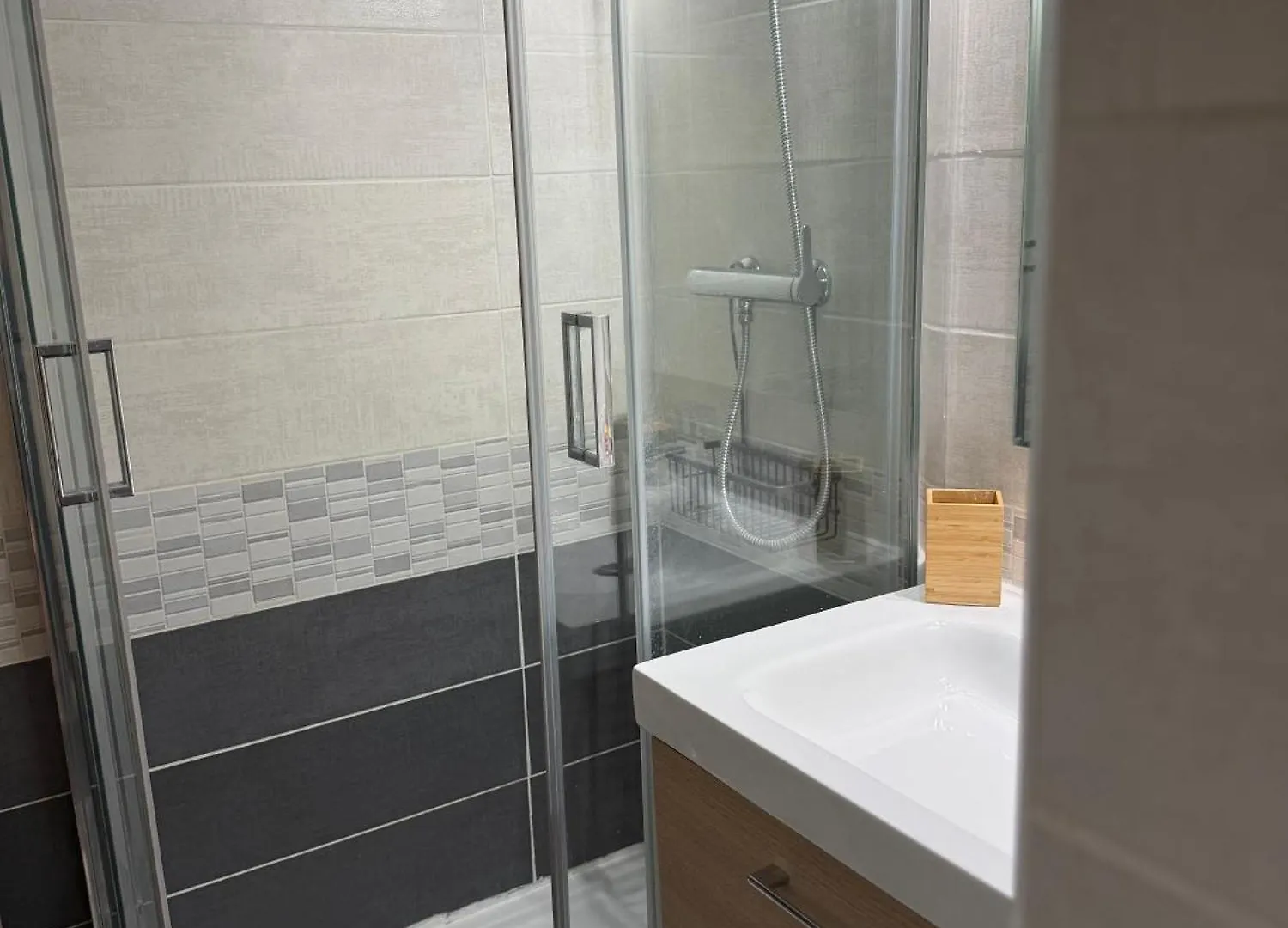 아파트 Dernier Etage Avec Garage, Piscines Et Tennis 케인즈수르메르